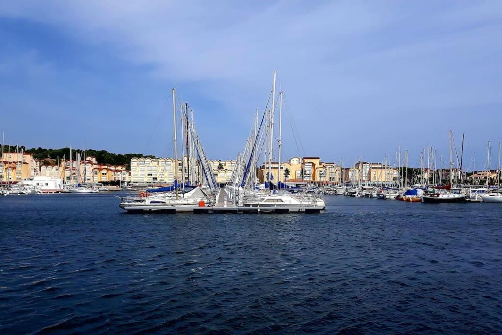 Bellyenmer Gruissan Exterior photo